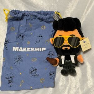 🍻NWT Makeship THE CRITICAL DRINKER Plush with Bag and Tags🍻